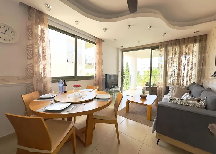 Near The Sea Danaos 2 2bd, 2bath Sea View Paphos
