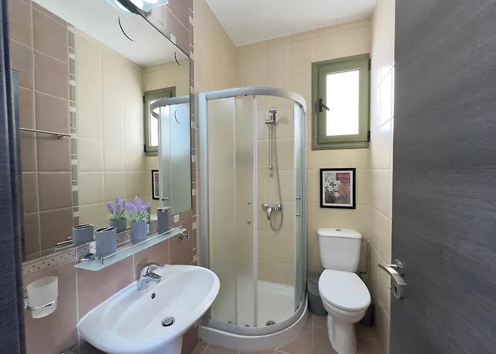 Near The Sea Danaos 2 2bd, 2bath Sea View Apartmán