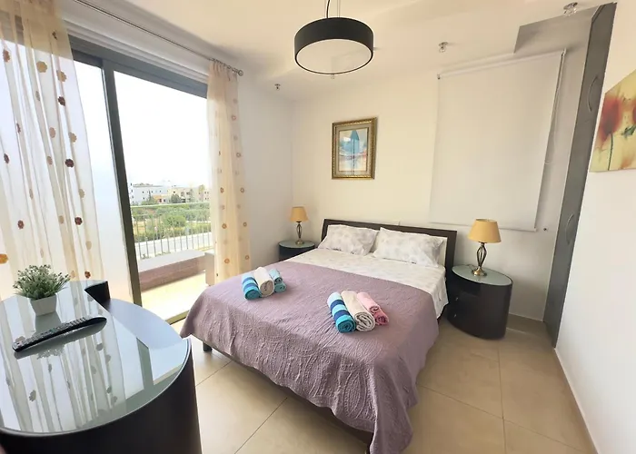 Near The Sea Danaos 2 2bd, 2bath Sea View